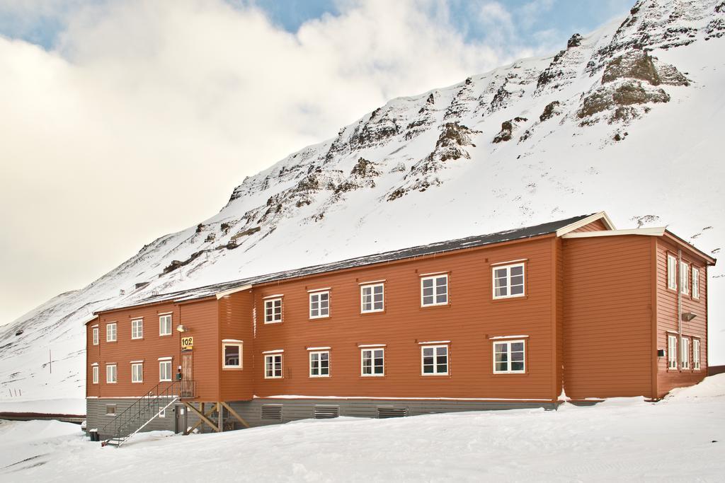 Gjestehuset 102 Longyearbyen Exterior foto